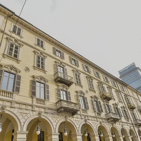 La Finestra Sotto I Portici By Happyhostorino Appartement Turin