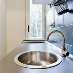 La Finestra Sotto I Portici By Happyhostorino Apartamento