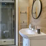 Apartamento La Finestra Sotto I Portici By Happyhostorino Turín