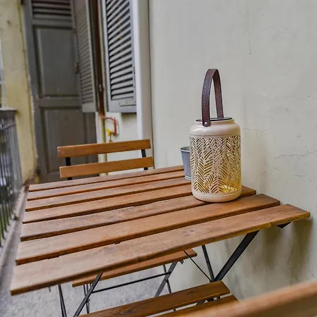 La Finestra Sotto I Portici By Happyhostorino Apartment *