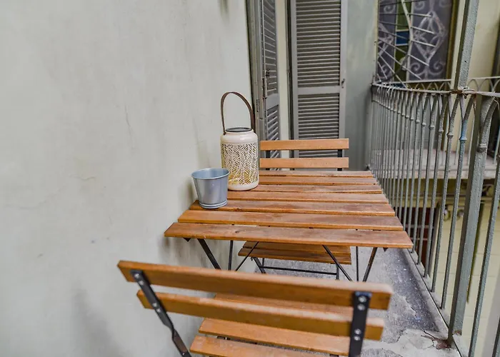 La Finestra Sotto I Portici By Happyhostorino Apartment Turin