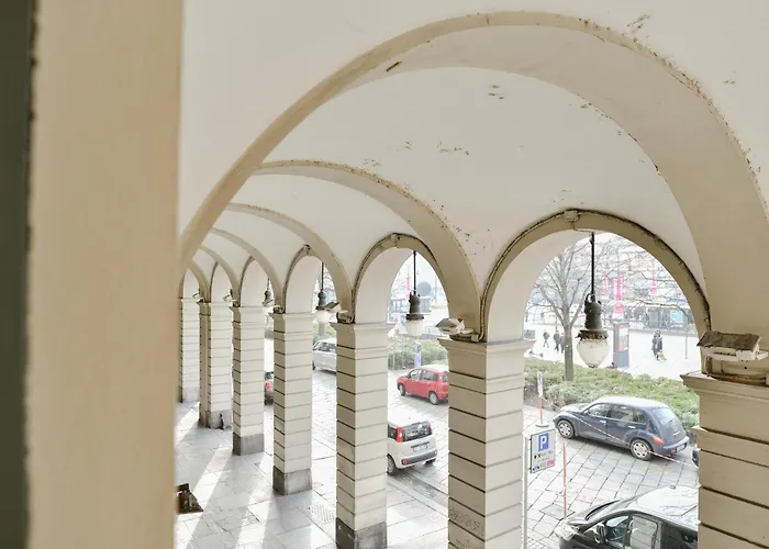 La Finestra Sotto I Portici By Happyhostorino Apartment Turin