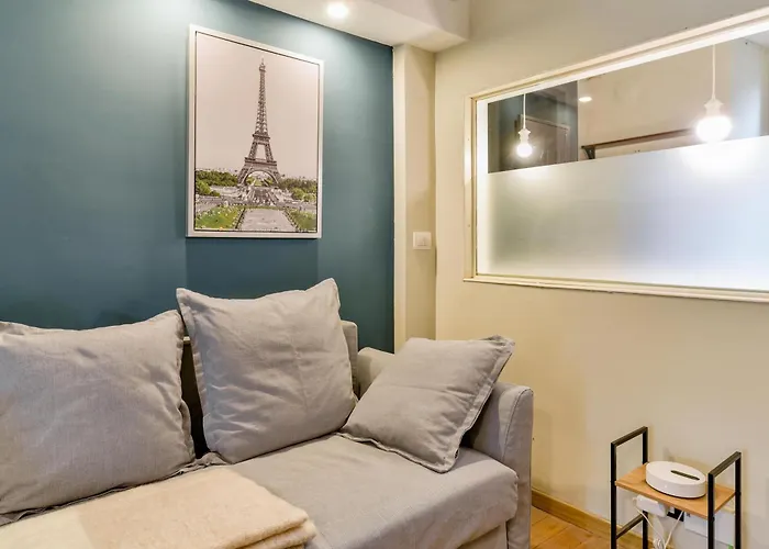 La Finestra Sotto I Portici By Happyhostorino Apartment Turin