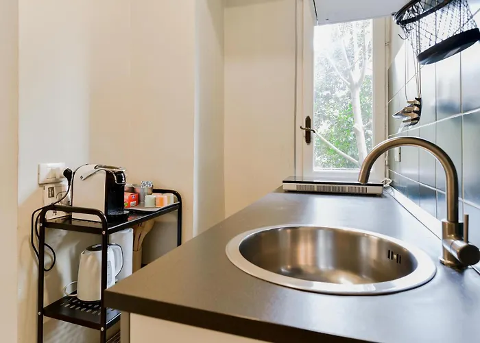 La Finestra Sotto I Portici By Happyhostorino Apartment *