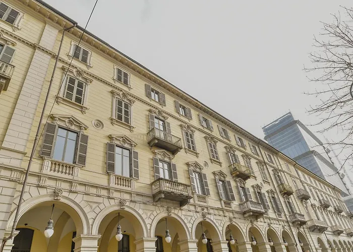 La Finestra Sotto I Portici By Happyhostorino Apartment Turin